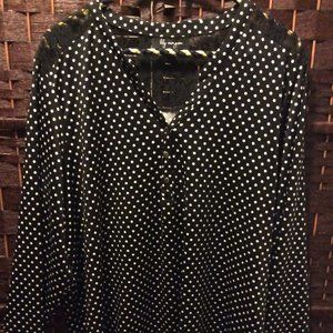 Ladies Size: 1X - Polka Dot Top w/ Lace Back Detail